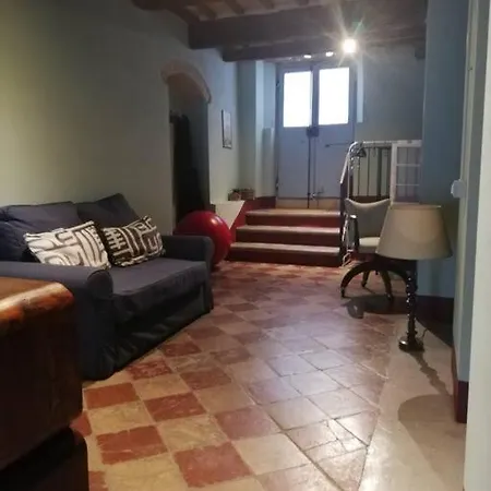 Ex Falegnameria Con Giardino A 100 Mt Sferisterio *